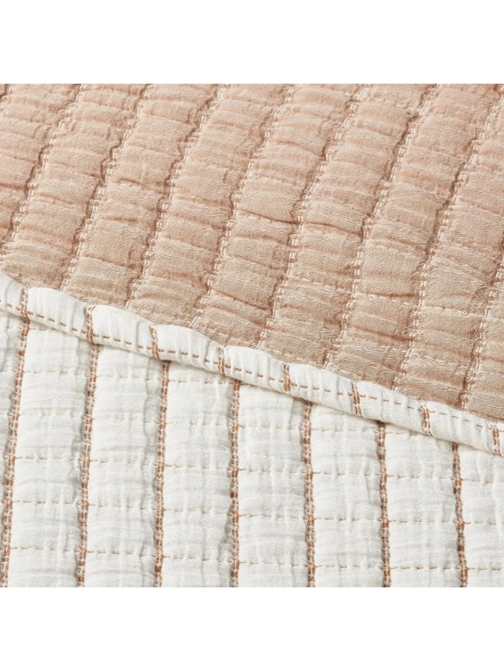 Threshold King Yarn Dye Crinkle Grid Quilt Ivory/Camel